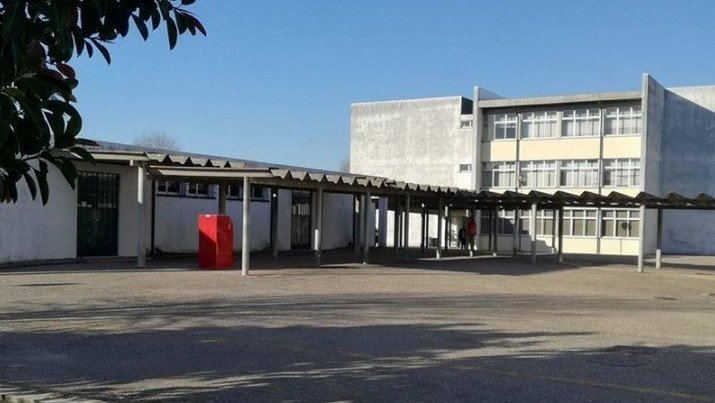 Câmara Municipal leva degradação da Escola Secundária de Ílhavo ao Ministério da Educação