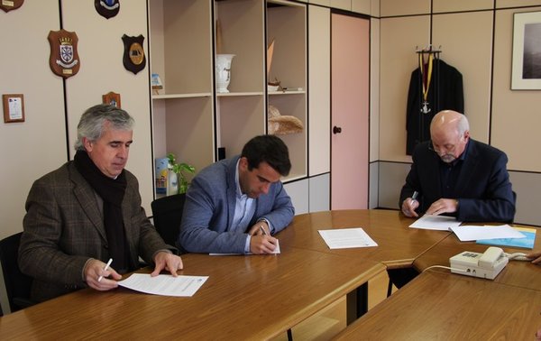 Assinatura_do_Contrato_11FEV2015