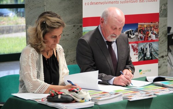 Assinatura_de_Contrato