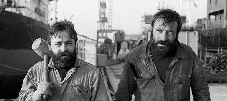 Rostos - O trabalho nos Estaleiros de Viana | Fotografia de Egídio Santos