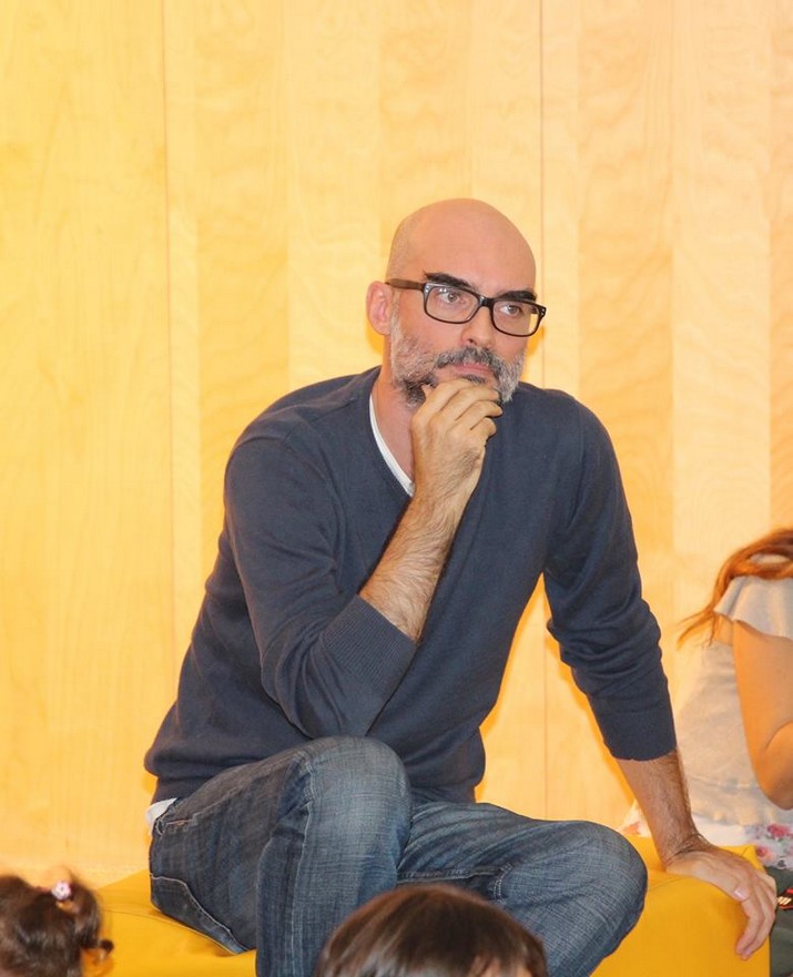 “A Casa dos Estrambólicos”, por André Letria
