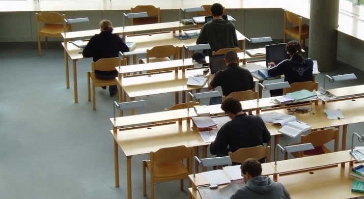 Cerimónia de Entrega das Bolsas de Estudo Municipais 2014/2015
