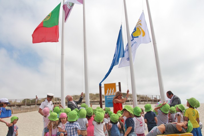 Cerimónia do Hastear da Bandeira Azul e da Bandeira Praia Acessível - Praia para Todos nas Praias...