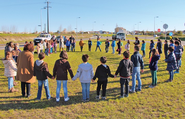 “Da Semente à Árvore” envolve 185 alunos na Comemoração do Dia da Floresta Autóctone