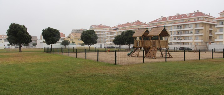Jardim da Urbanização da Quinta da Barra dá lugar a «Parque Urbano Paulo Henriques “O Paulinho”»