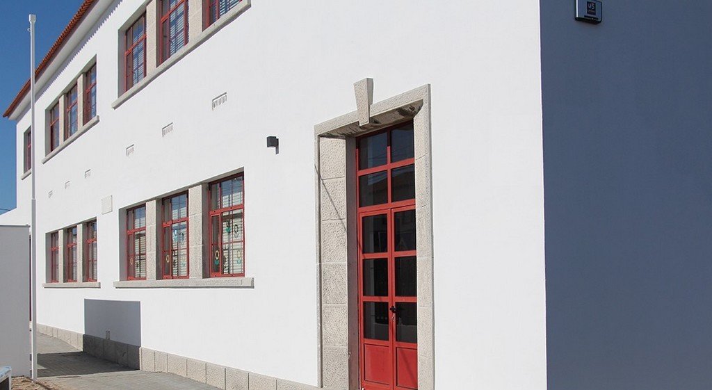 Inauguração da obra de requalificação e ampliação do Jardim de Infância e Escola Básica da Marinh...