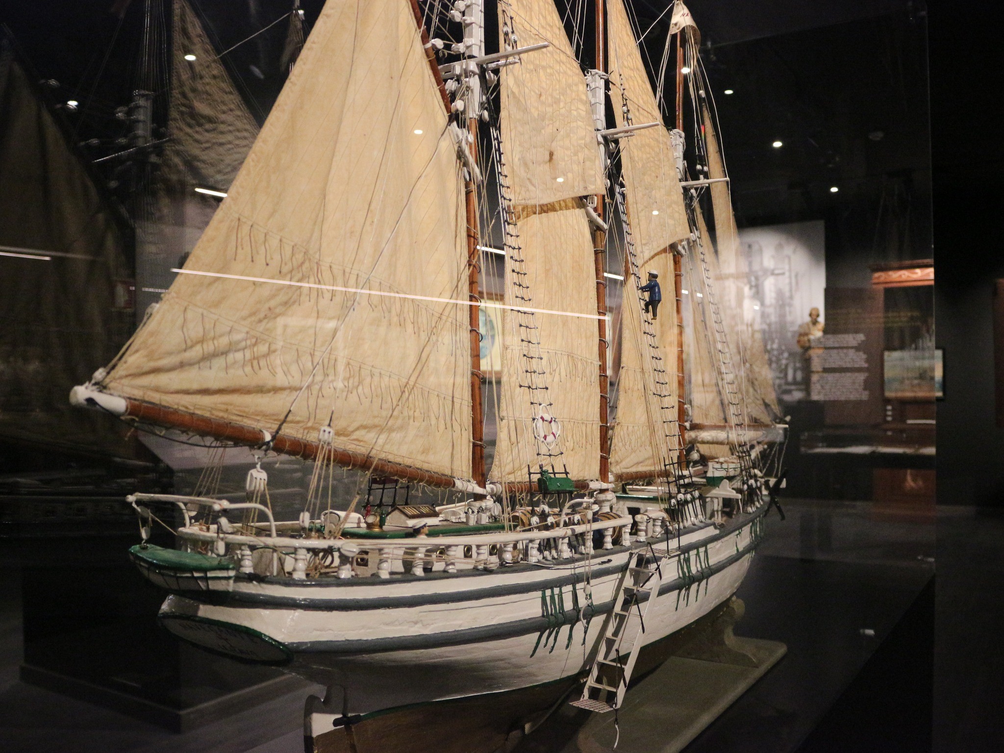 Museu Marítimo de Ílhavo com conversas sobre devoção  e sardinha ibérica 