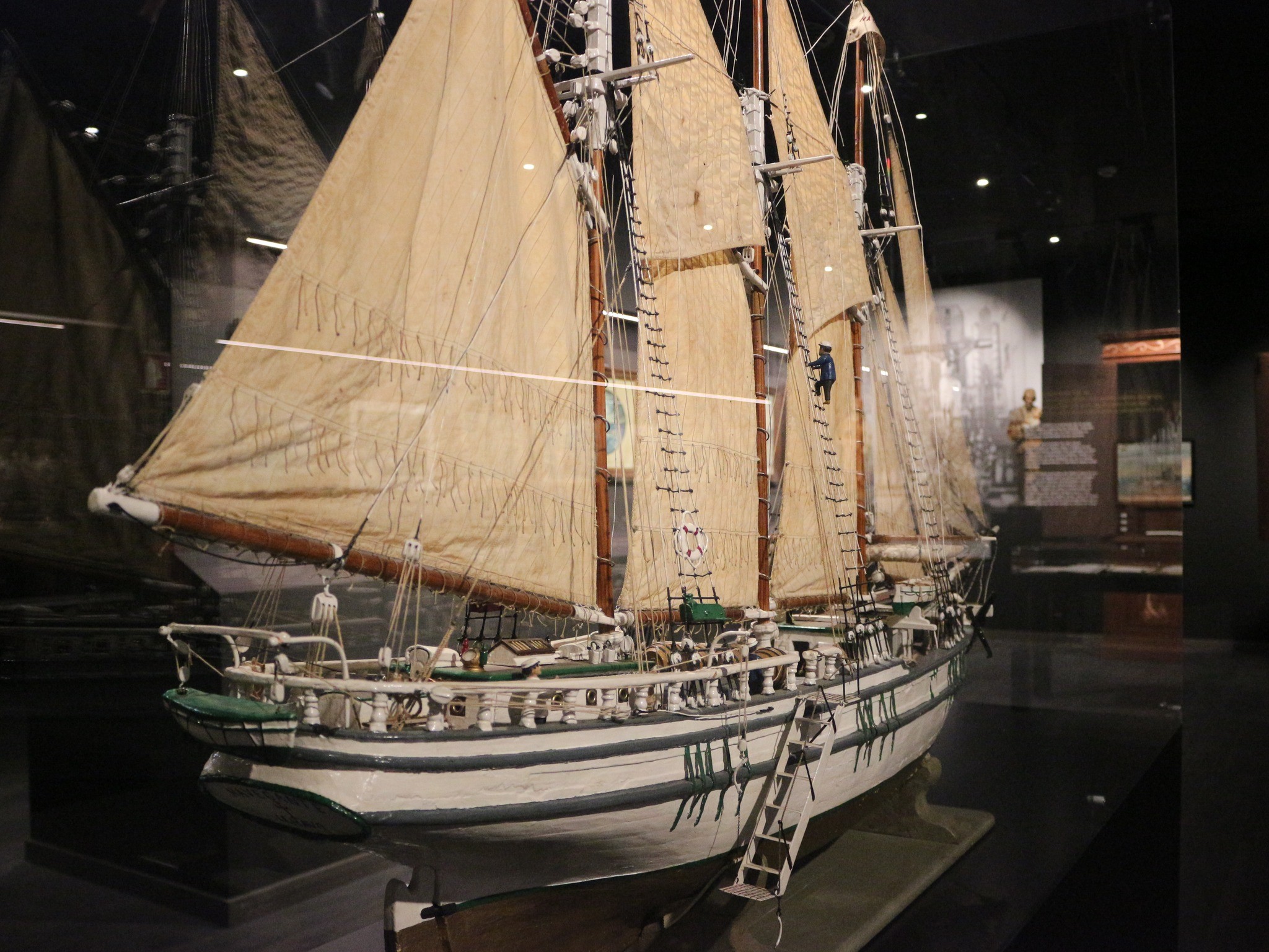 Museu Marítimo de Ílhavo com conversas sobre devoção e sardinha ibérica
