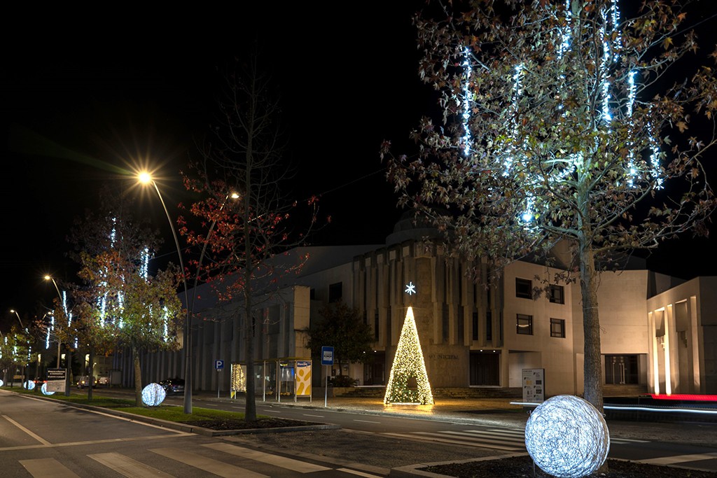 Luzes de Natal do Município de Ílhavo começam a brilhar amanhã 