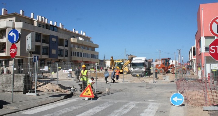 Hasta Pública para a Cessão do Direito de Exploração de Quiosque na Praceta do Molhe Sul na Praia...